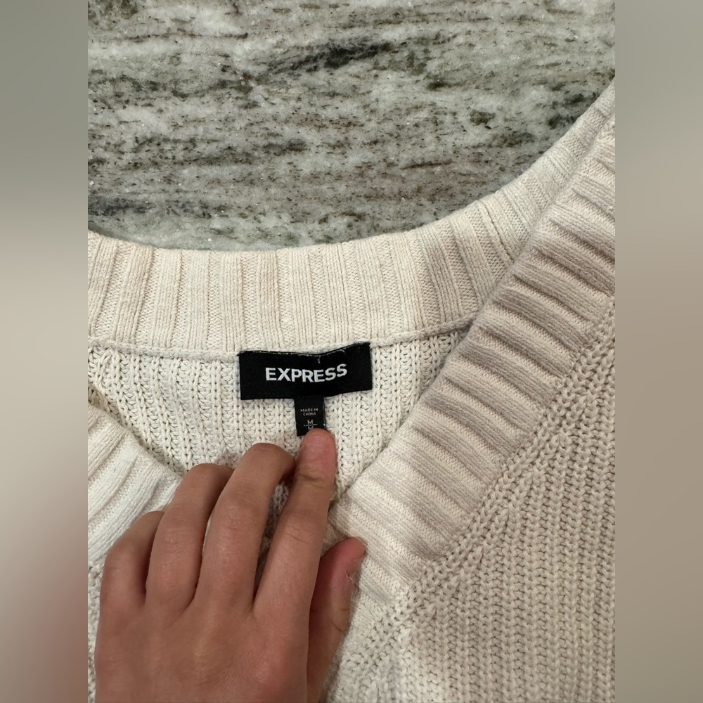 Express Sweater M - Picture 2 of 2